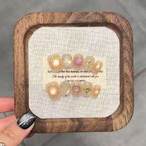Roman Maiden’s Pearl & Gold Filigree Press - On Nails