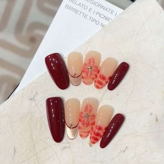 Petal & Pop Champagne Mousse Slim Long Press-On Nails