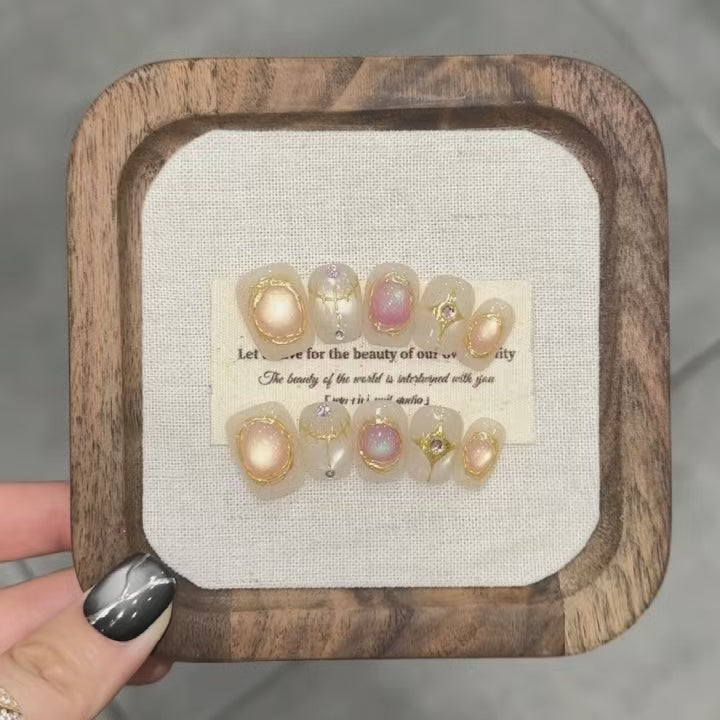 Roman Maiden’s Pearl & Gold Filigree Press - On Nails